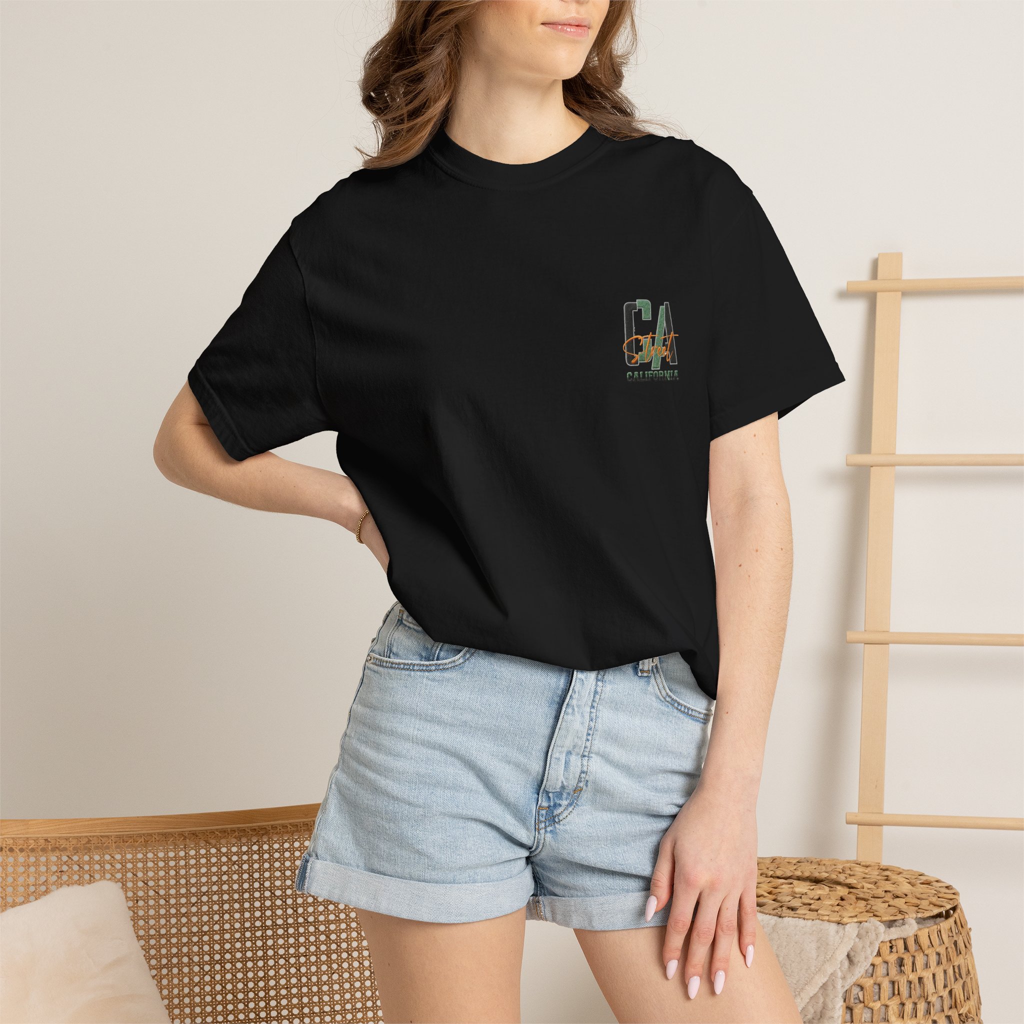 California Beach City graphic T-shirt | CA palm tree surf car design - Görsel 28