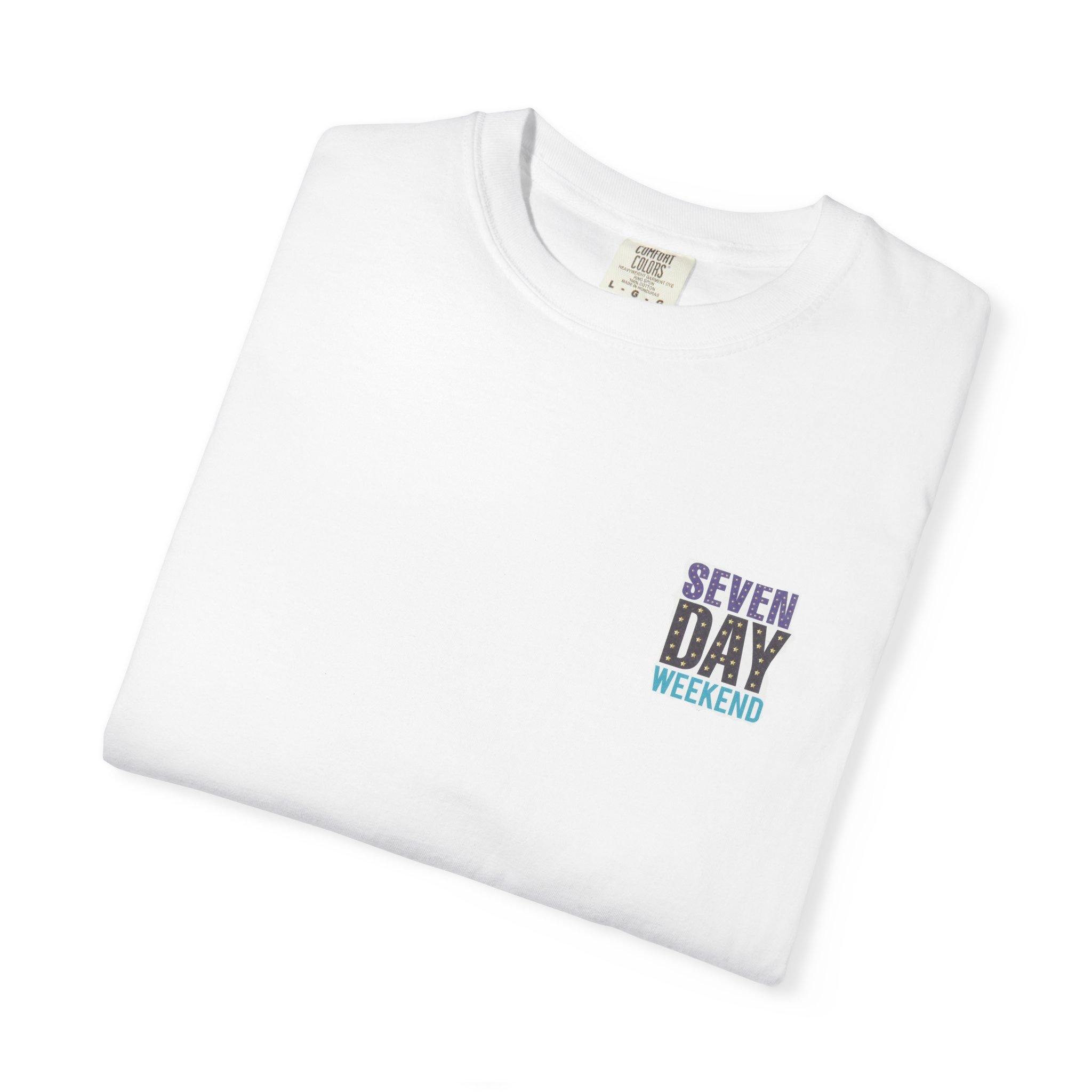 Happily Retired graphic T-shirt | Seven Day Weekend pocket design - Görsel 3